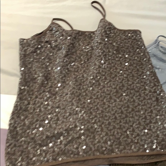 Bundle Danier silk tank tops - Picture 7 of 8